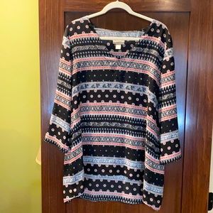 Blue pink and white tunic.